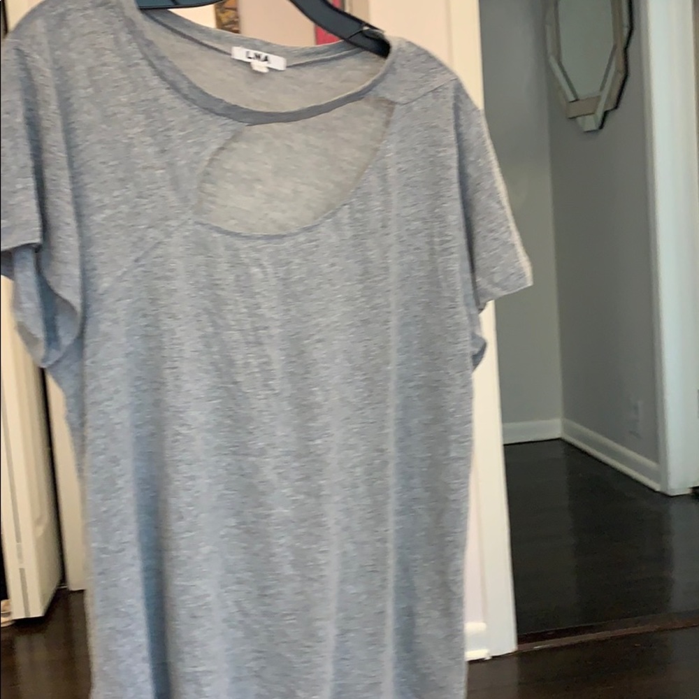 L NA grey T-Shirt